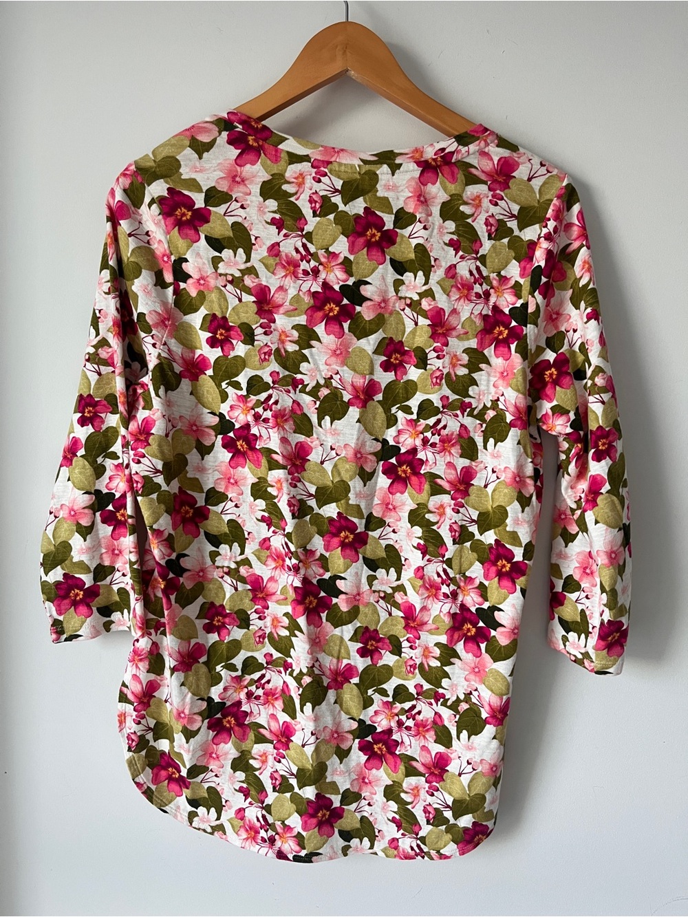 Floral Sleeve Top | Tommy Bahama | Sz L | Summer Feminine - Picture 6 of 12